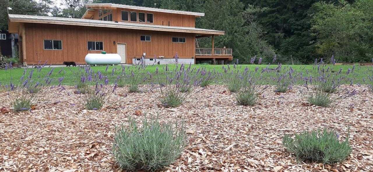 Angels Rest B&B Lavender Farm Skamania Екстериор снимка