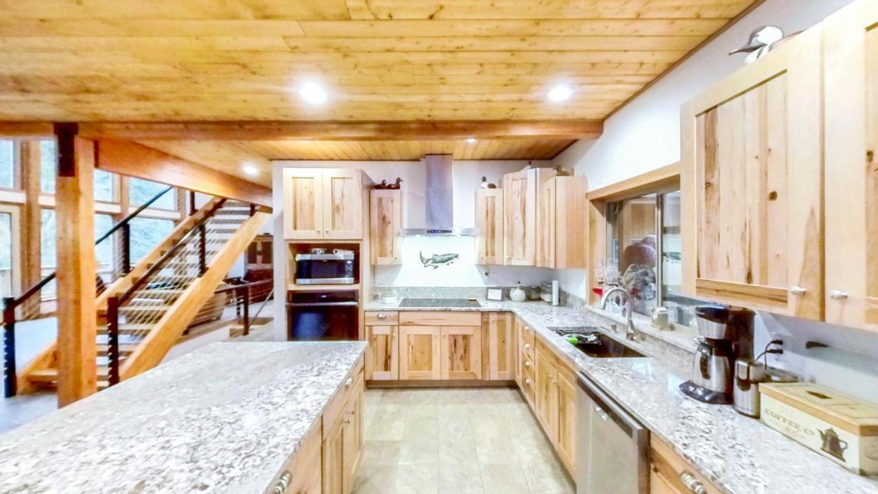 Angels Rest B&B Lavender Farm Skamania Екстериор снимка